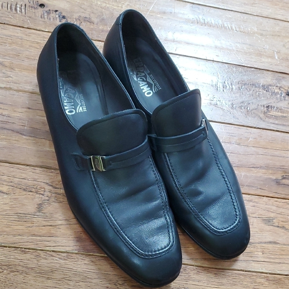 Salvatore Ferragamo black leather loafer dress shoes
